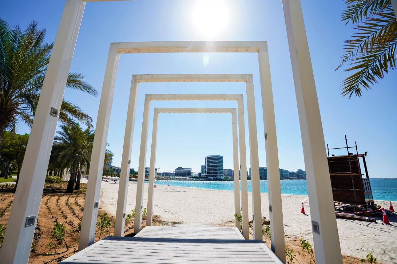Voyage Al Zeina With Access Apartment *